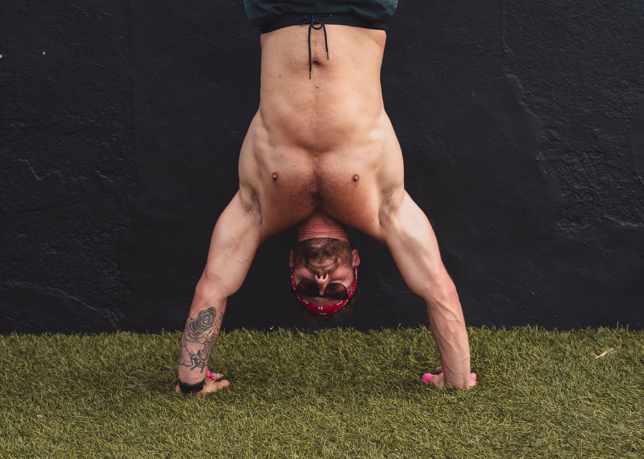 Enter the Upside Down: How To Get Your First Handstand Press-Up